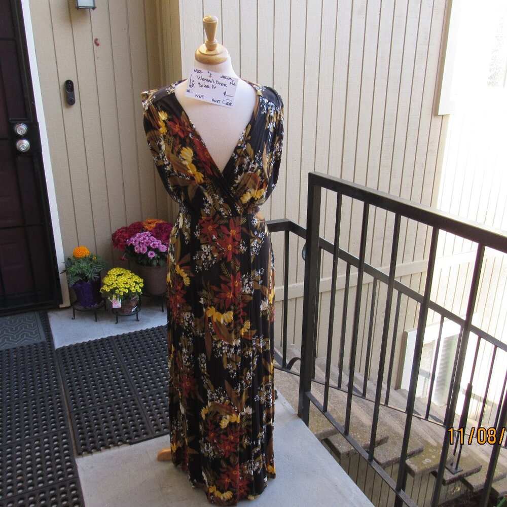 #422  NEW WOMAN'S LONG AUTUMN STYLE DRESS BY PER UNA  (SIZE 16)